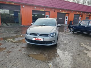 2013 Volkswagen Polo V, серебристый, 750000 рублей, вид 1