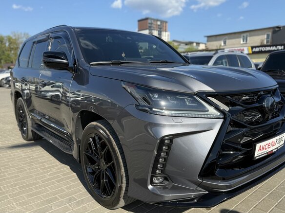 2020 Lexus LX 570 III Рестайлинг 2, серый, 13300000 рублей - вид 9