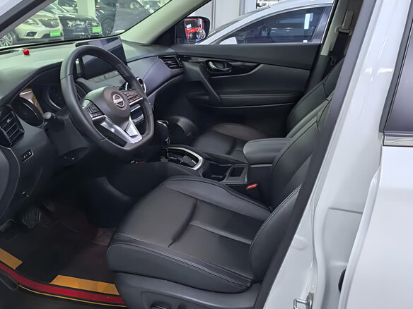 2026 Nissan X-Trail III Рестайлинг 2, белый, 2650000 рублей - вид 3