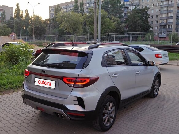 2021 Kia Rio X IV Рестайлинг, серый, 1340000 рублей - вид 5