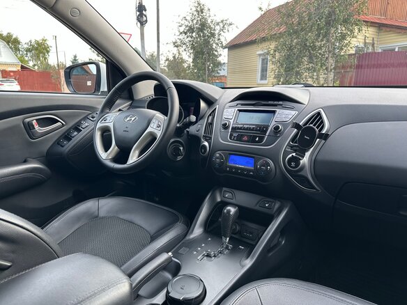 2011 Hyundai ix35 I, белый, 1320000 рублей - вид 8