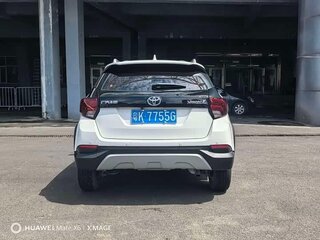 2023 Toyota Yaris L XP150 Рестайлинг, белый, 1270000 рублей, вид 4
