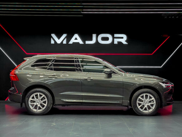 2020 Volvo XC60 II, зелёный - вид 3