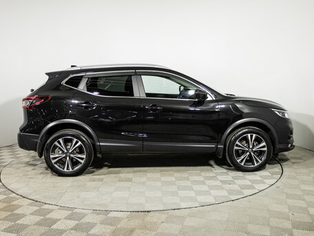 2021 Nissan Qashqai II Рестайлинг, чёрный, 2149777 рублей, вид 4