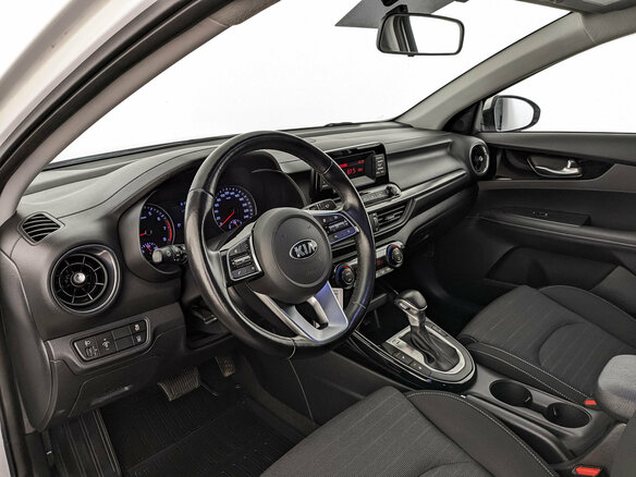 2019 Kia Cerato IV, белый, 1695000 рублей - вид 14