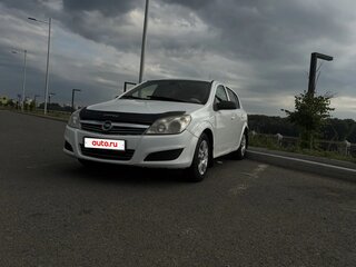 2007 Opel Astra H, белый, 250000 рублей, вид 3