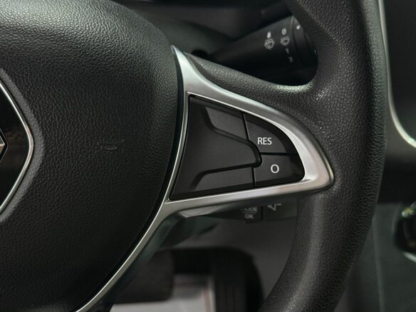 2020 Renault Sandero Stepway II Рестайлинг, коричневый, 1179000 рублей - вид 19