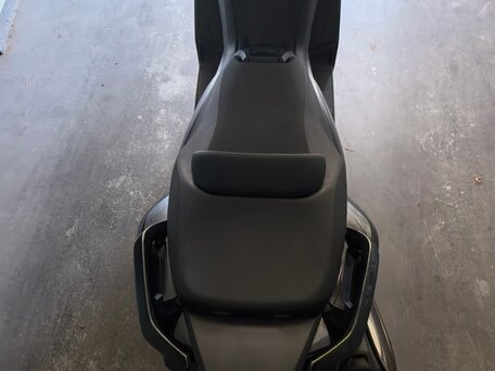 2012 Yamaha TMAX, чёрный, 750000 рублей, вид 2