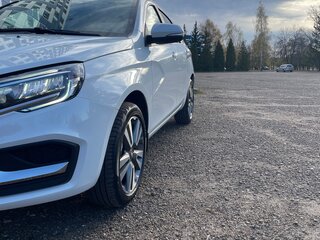 2023 Lada (ВАЗ) Vesta I Рестайлинг (NG), белый, 1299000 рублей, вид 2