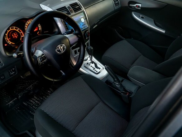 2011 Toyota Corolla X (E140, E150) Рестайлинг, серый, 940000 рублей - вид 15