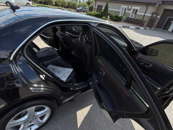 2015 Mercedes-Benz E-Класс 200 IV (W212, S212, C207) Рестайлинг, чёрный - вид 17