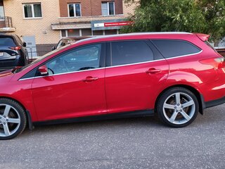 2013 Ford Focus III, красный, 1099999 рублей, вид 2