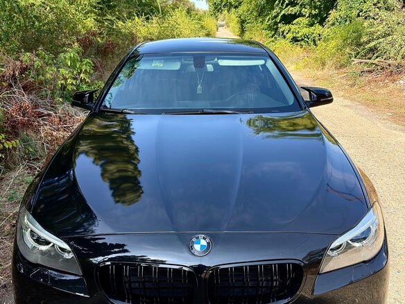 2015 BMW 5 серии 520d VI (F10/F11/F07) Рестайлинг, чёрный - вид 2