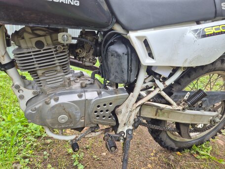 1996 Suzuki Djebel 200, белый, 210000 рублей, вид 2