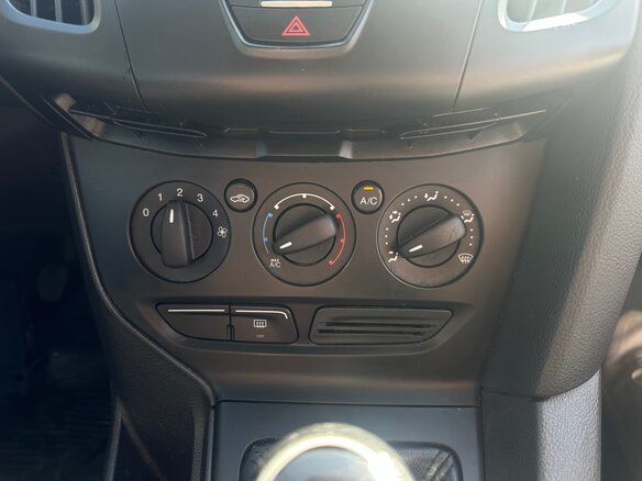 2013 Ford Focus III, чёрный, 750000 рублей - вид 14