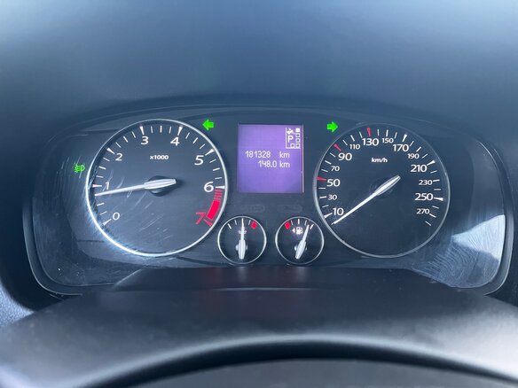 2010 Renault Latitude I, чёрный, 850000 рублей - вид 5