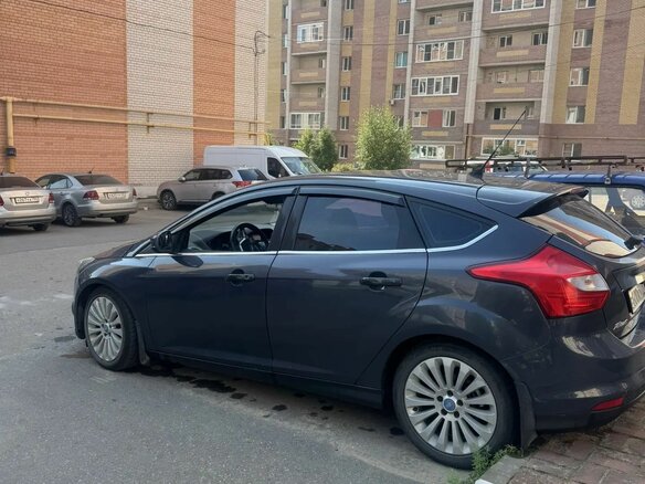 2013 Ford Focus III, серый, 790000 рублей - вид 2