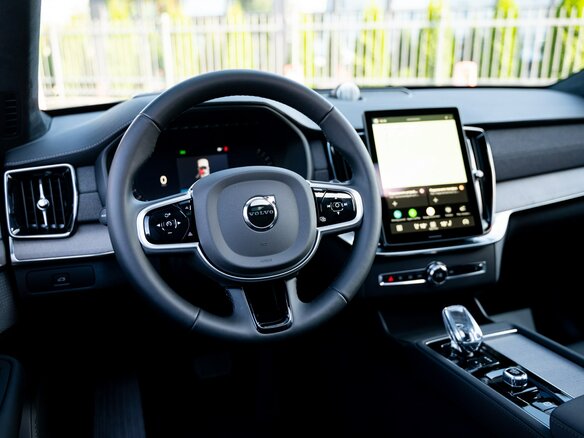 2026 Volvo XC90 B5 II Рестайлинг 2, чёрный, 10100000 рублей - вид 19
