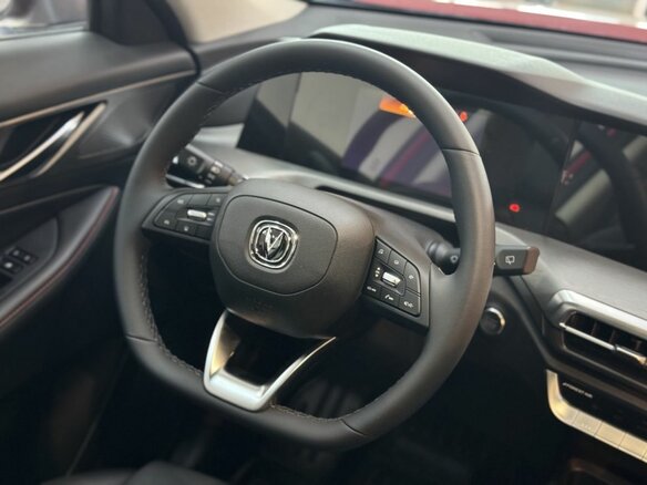 2025 Changan CS35 Plus I Рестайлинг, красный, 2839900 рублей - вид 18