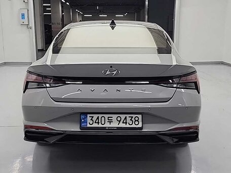 2023 Hyundai Avante VII, серебристый, 1814000 рублей, вид 4