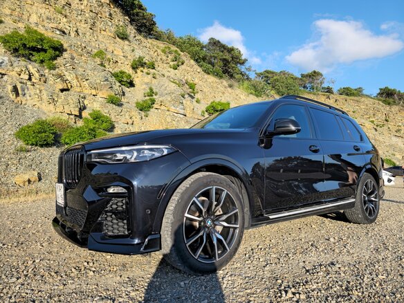 2020 BMW X7 40i I (G07), чёрный, 7500000 рублей - вид 5