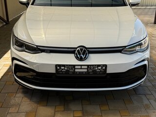 2022 Volkswagen Golf VIII, белый, 2400000 рублей, вид 2