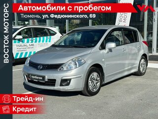 2011 Nissan Tiida I Рестайлинг, серебристый, 525000 рублей, вид 1