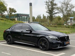 2020 Mercedes-Benz C-Класс 180 IV (W205) Рестайлинг, чёрный, 2090222 рублей, вид 3