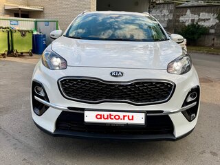 2018 Kia Sportage IV Рестайлинг, белый, 2300000 рублей, вид 1