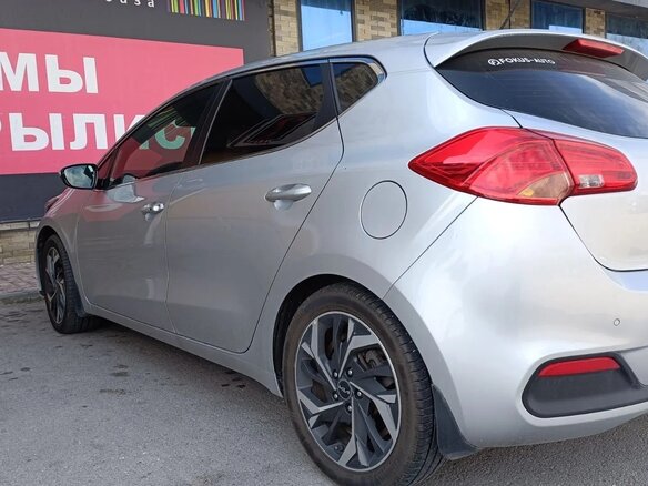 2014 Kia Ceed II, серебристый, 1460000 рублей - вид 3