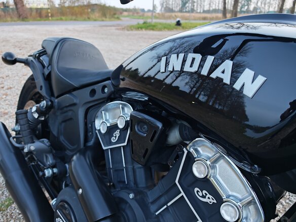2021 Indian Scout, чёрный, 1080000 рублей - вид 26