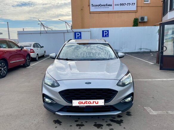2020 Ford Focus Active IV, серебристый, 1390000 рублей - вид 2