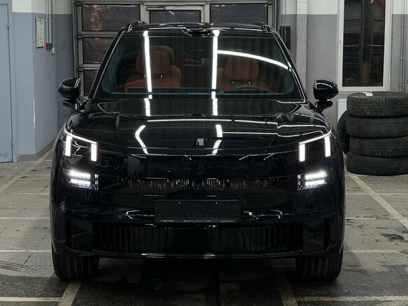 2026 Lynk & Co 900, чёрный - вид 29
