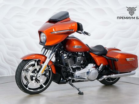 2024 Harley-Davidson Street Glide, оранжевый, 2699000 рублей, вид 3