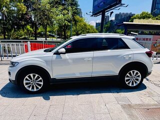 2021 Volkswagen T-Roc I (China Market), белый, 1350000 рублей, вид 4