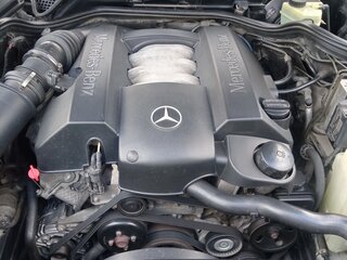 1999 Mercedes-Benz E-Класс 240 II (W210, S210) Рестайлинг, синий, 1150000 рублей, вид 4