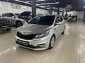 2015 Kia Rio III Рестайлинг, серебристый, 1000000 рублей
