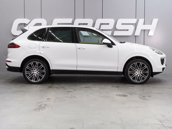 2017 Porsche Cayenne Diesel II Рестайлинг (958), белый, 6254000 рублей - вид 4