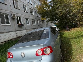 2005 Volkswagen Passat B6, голубой, 330000 рублей, вид 4