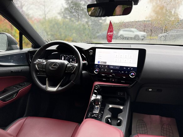 2022 Lexus NX 350 II, серый, 4790000 рублей - вид 13