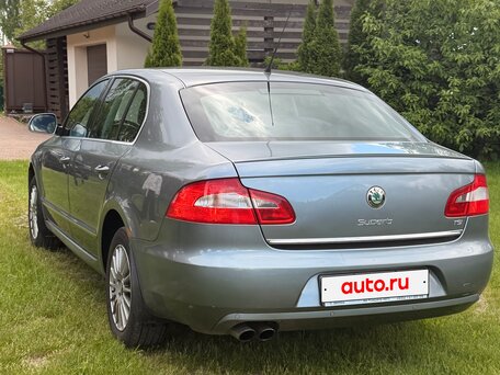 2009 Skoda Superb DSG II, серебристый, 756000 рублей, вид 2