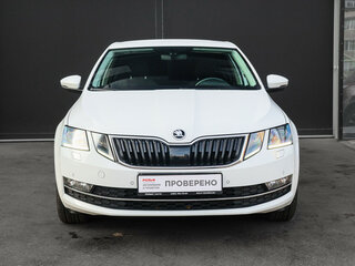 2019 Skoda Octavia III (A7) Рестайлинг, белый, 2400000 рублей, вид 2