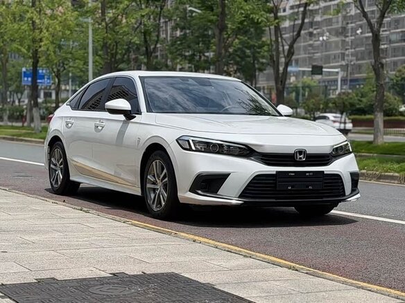 2022 Honda Civic XI, белый, 1485000 рублей - вид 4