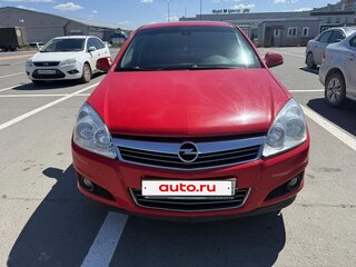 2011 Opel Astra H Рестайлинг, красный, 370000 рублей, вид 5