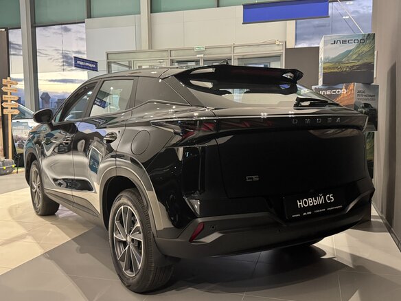 2026 Omoda C5 II, чёрный, 2399000 рублей - вид 2