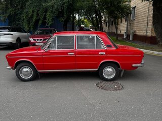 1981 Lada (ВАЗ) 2103, красный, 409000 рублей, вид 4