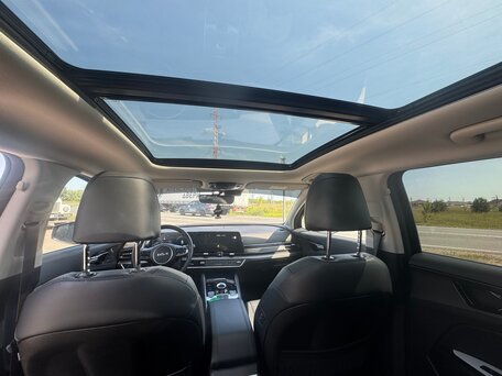 2024 Kia Sportage V, чёрный, 3800000 рублей, вид 4