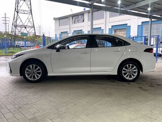 2025 Toyota Corolla Sporty XII (E210) Рестайлинг, белый, 3099000 рублей, вид 2