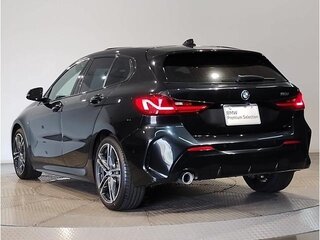 2022 BMW 1 серии 118i III (F40), чёрный, 1600000 рублей, вид 5