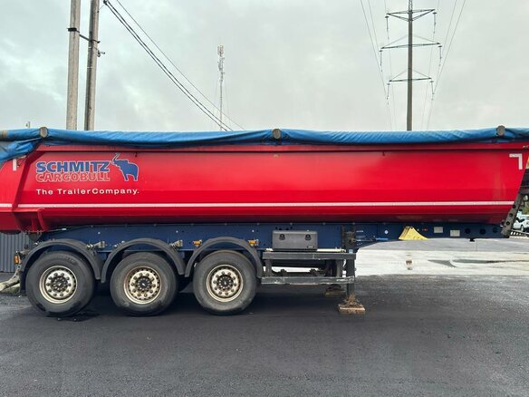 2019 Schmitz Cargobull 9084, синий, 3500000 рублей